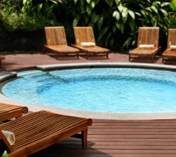 دکور کنار استخر رو باز